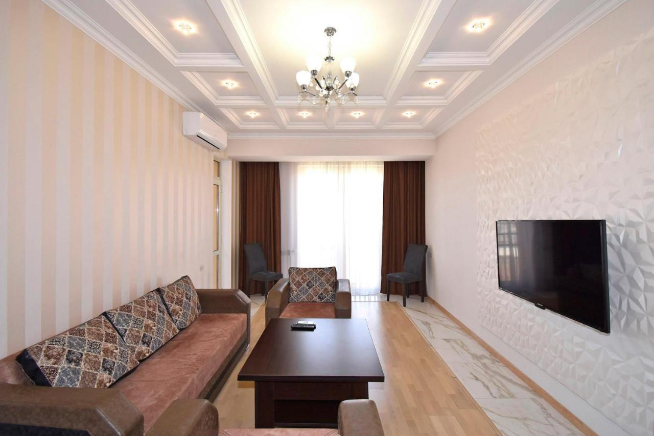 Rent Inn Yerevan On Buzand Street Exterior photo