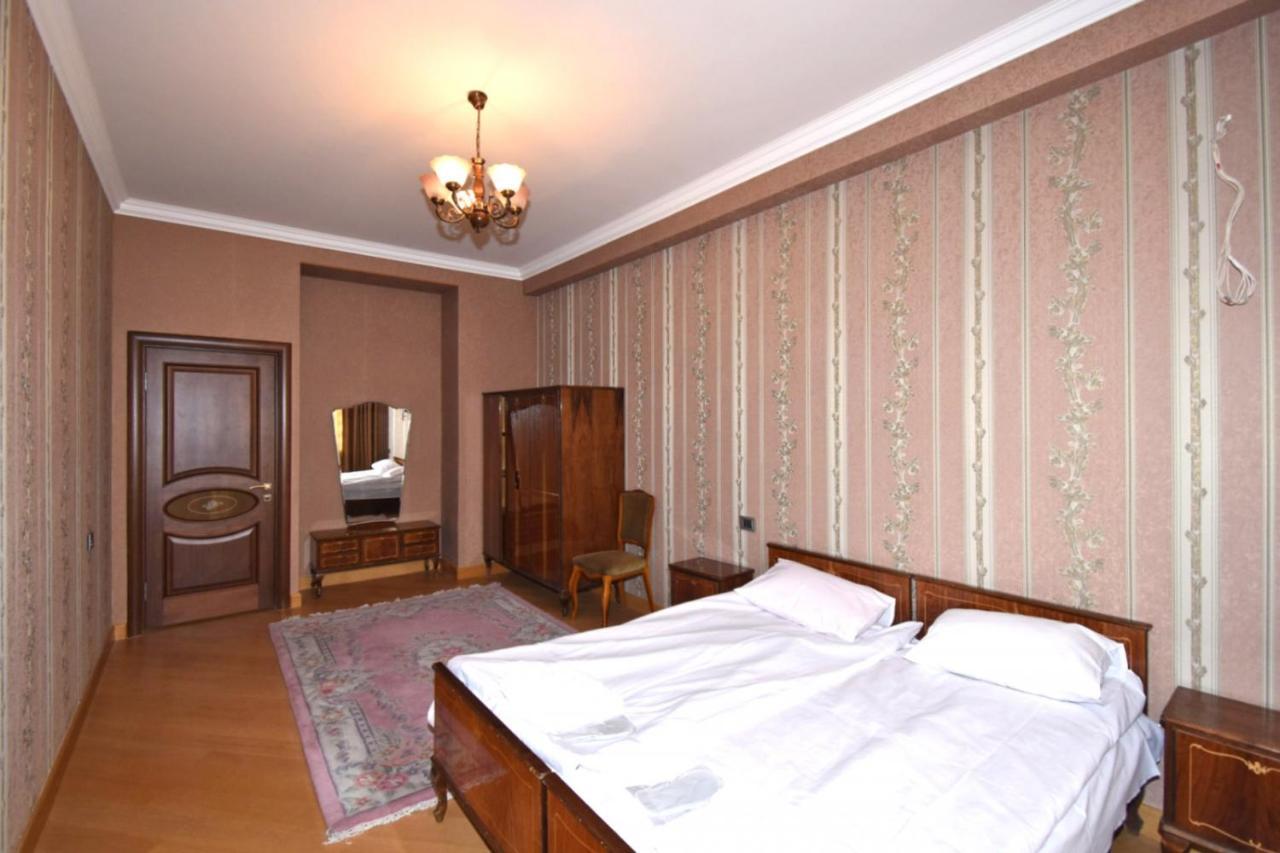 Rent Inn Yerevan On Buzand Street Exterior photo