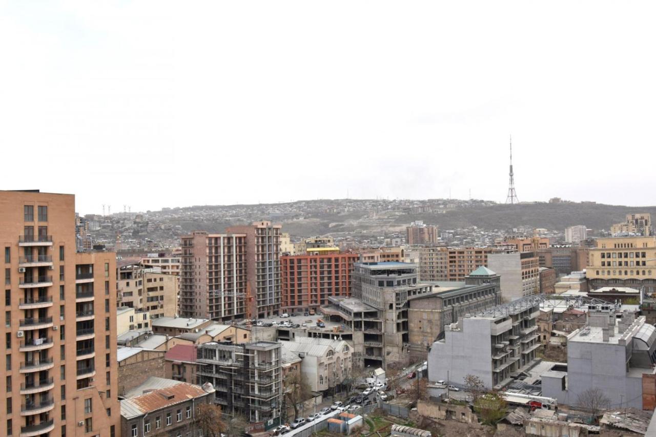 Rent Inn Yerevan On Buzand Street Exterior photo