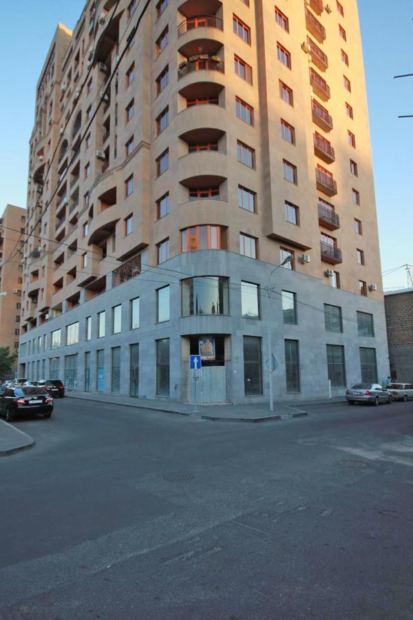 Rent Inn Yerevan On Buzand Street Exterior photo